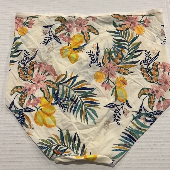 Soma Lemon Squeeze Mini Ivory Vanishing Edge Micro Modern Brief Size XXL NEW - Picture 5 of 7